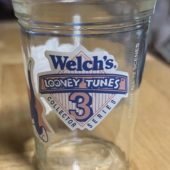 Vintage 1994 Welch's Jelly Jar Glass Looney Tunes #3 Sylvester Tweety & Hector - Picture 1 of 3